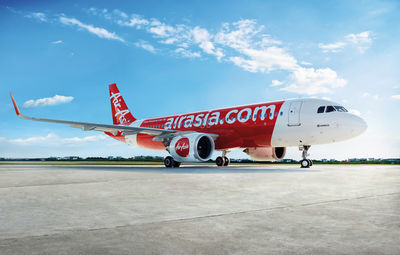 AirAsia高雄線上旅展驚爆價！單程最低399元起，直飛東京、曼谷優惠搶先看
