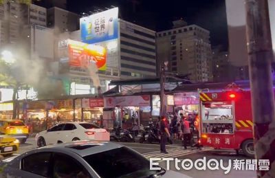 快訊/瑞豐夜市炒麵店發生火警 火焰點燃抽油煙機內部