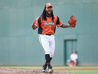 飛力獅穩健先發、林佳緯火力全開 統一橫掃台鋼奪4連勝