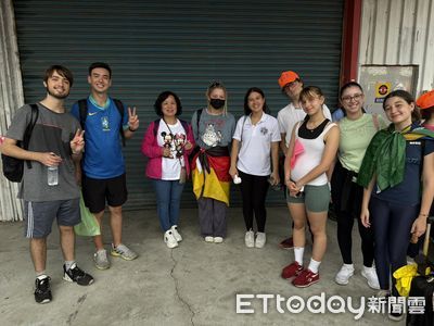 外國學生體驗台灣文化：白沙屯媽祖進香之旅驚喜連連