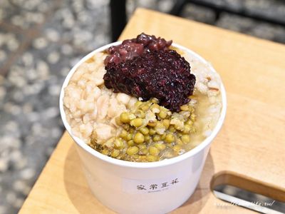 台中鹽滷豆花驚喜登場：12種配料任選，均一價60元！