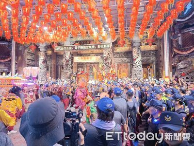 萬人空巷迎大甲媽！北斗奠安宮駐駕盛況空前