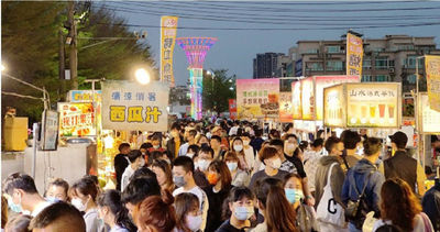 台南夜市驚魂！鹽水雞四季豆驚見蛆蟲 女網友崩潰狂吐