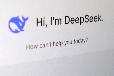 DeepSeek R1 升級後表現驚人：數學與程式能力躍升，逼近國際頂尖水平