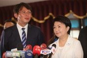 新聞眼/2026試金石 藍白合機會之窗