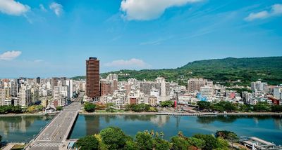 仰德建設在高雄的建築美學三部曲：從鹽埕到亞灣，勾勒港都新生活