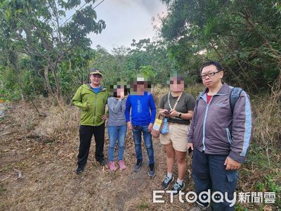驚險救援！屏東石門山三名迷路山友獲消防隊及時救助