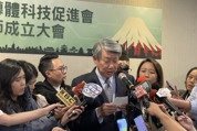 經濟部長郭智輝捲入圖利爭議：堅稱五年前已與崇越無關