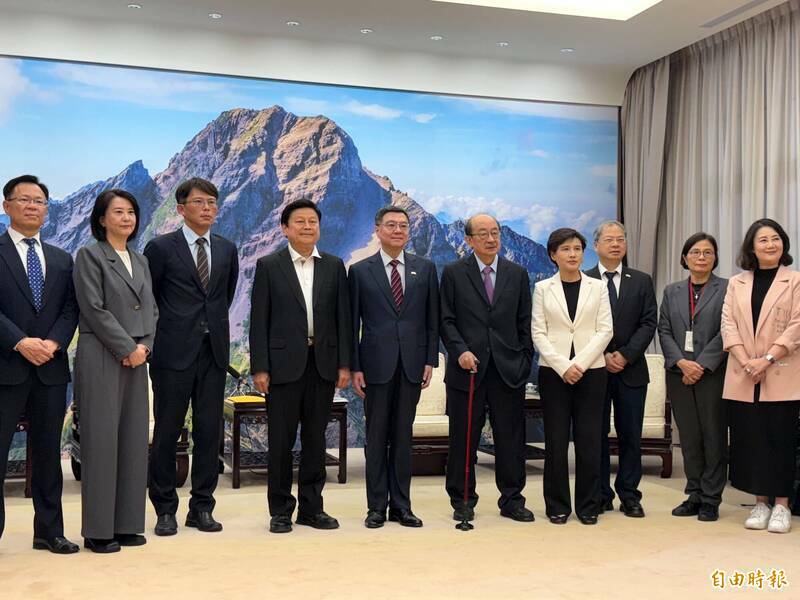 卓榮泰應對美國關稅：880億元支持方案如不足將增撥預算