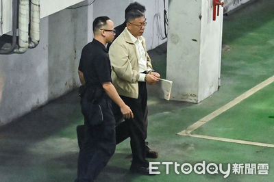 評柯文哲開庭已經豁出去! 游盈隆:北檢表現讓司法界也看不下去
