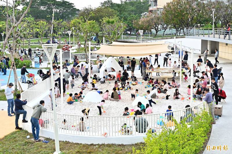 安親班一日遊收800元引爭議 網友：物價不是20年前了！