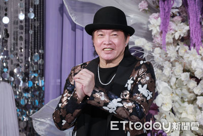 康康與白冰冰婚禮相遇，化解節目對打恩怨