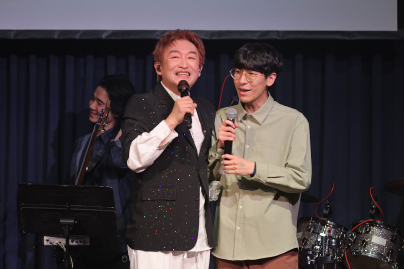 唱到一半緋聞女友衝上台！ 徐哲緯演唱會暴哭