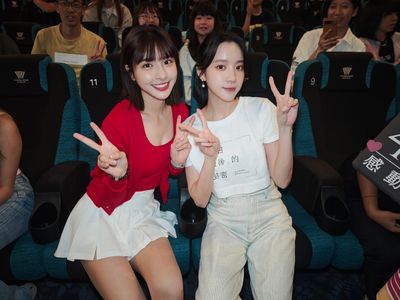 峮峮首演電影《夏日最後的祕密》飾演率直校花 粉絲驚呼：想被她罵！