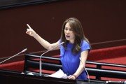 立委質疑美豬美牛進口是否為「表忠的獻禮」？衛福部長堅持食安不妥協