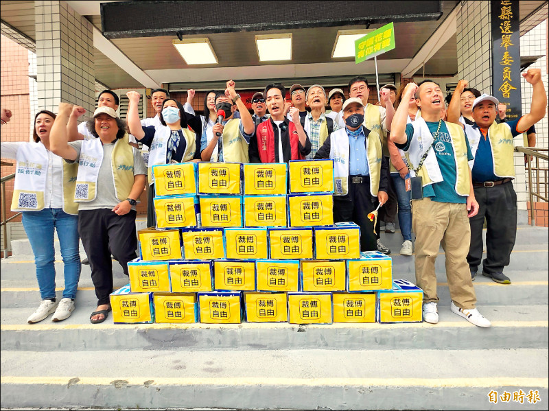 花蓮罷免風暴席捲 32777份連署書送達 民眾期盼投票行動