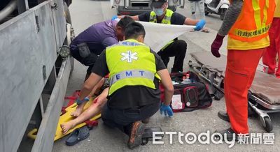 台東八旬老翁驚險逃生！垃圾車壓傷送醫，警方展開調查