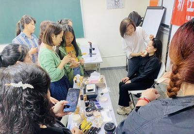 新住民美髮課程溫暖長者：桃園新住民學以致用，為社區增添笑容