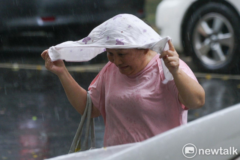 東北季風來襲！大台北及東北部迎大雨，民眾務必備雨具及外套