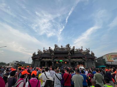 白沙屯媽祖200年來首度進駐南投松柏嶺 驚喜「大甩尾」帶領信眾翻山越嶺