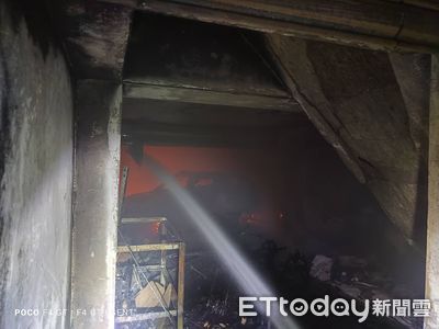 台南佳里民宅車庫電動車爆炸起火 38名消防員緊急搶救