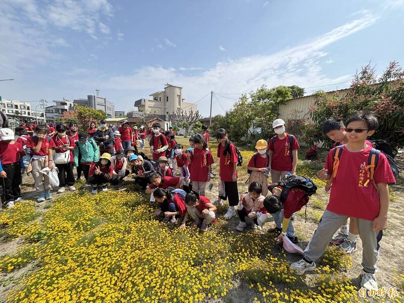 近200親師生踏溯台江古道 探索文化與生態的壯遊之旅