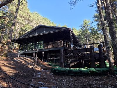 玉山觀高山屋重建完成啟用，試營運提升登山體驗與生態保護