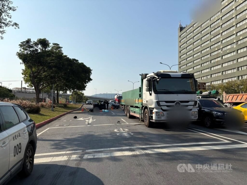 北市承德路2車擦撞 7旬騎士傷重不治