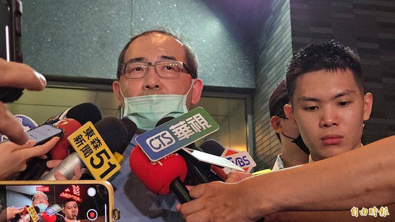 三峽車禍12歲女學生命危獲救 醫院全力搶救中
