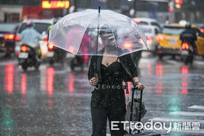 北北基桃大雨特報！東北風影響至傍晚，山區慎防災害