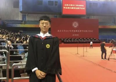 北大學霸整骨師曾被踢出班級群!背後原因曝 年收破百萬打臉所有人