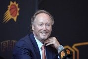 NBA太陽隊「三巨頭」夢碎，炒掉總教練布丹霍澤展開重建
