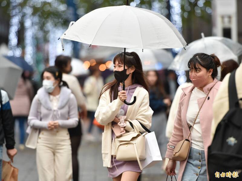 週四鋒面來襲！中部以北慎防大雨 金馬留意濃霧影響