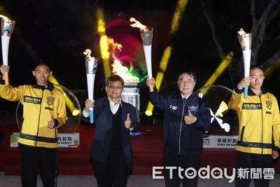2025年全中運引燃聖火 黃偉哲祝福選手一炮而紅