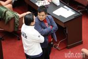 國會癱瘓危機：國民黨面臨清場與否的兩難抉擇