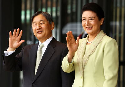 大阪世博盛大開幕！日本天皇伉儷親臨，文化藝術璀璨登場