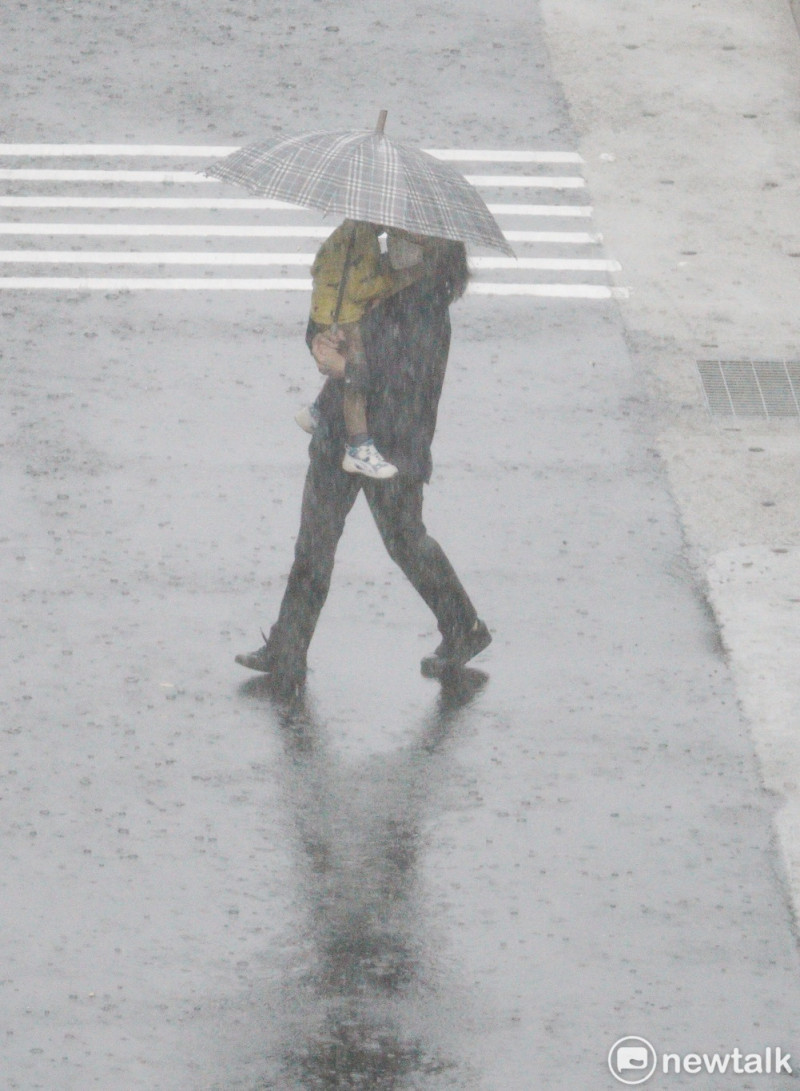 午後全台降雨預警！東北部恐現局部大雷雨，專家示警鋒面影響