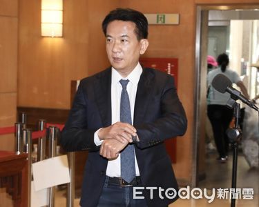民進黨內閣改組傳聞引發質疑：林俊憲批藍白羞辱入閣者