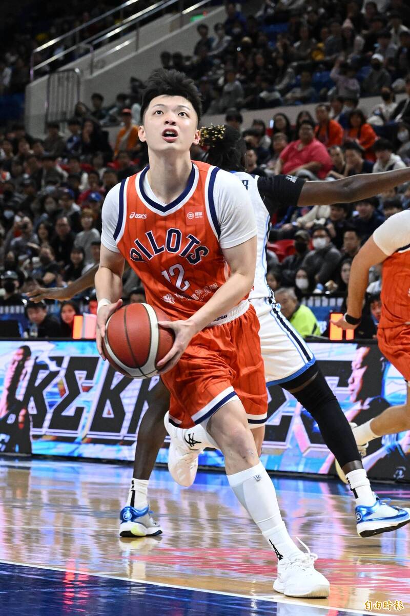 PLG》李家慷飆32分新高 卡總不忘為他拉票:年度第六人要投他