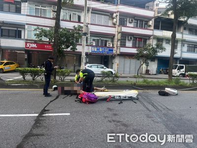 基隆16歲無照少年雙載過彎失控撞島 送醫搶救不治