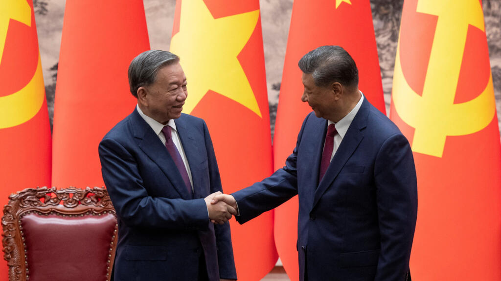 习近平访越之际 河内严打中国转口商品应对特朗普关税威胁