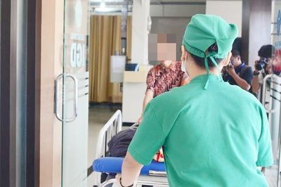 丈夫命危驚曝20年婚外情！妻子怒告小三求償40萬