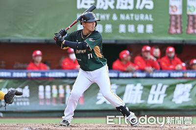 杜家明關鍵安打逆轉勝 台鋼雄鷹終結悍將主場連勝紀錄
