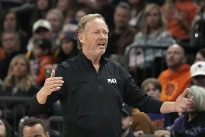 NBA最貴陣容慘遭淘汰，太陽解僱高薪教頭巴登霍澤