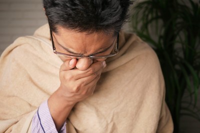 驚人發現！中國男子咳嗽2年竟因辣椒卡支氣管