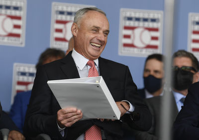 MLB主席力挺魚雷球棒：創新與爭議點燃棒球熱情