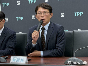主計長不挺普發現金法制化 黃國昌嗆:丟人、失格 意思「愛怎花就怎花」?