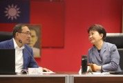侯友宜與盧秀燕聯手抗關稅風暴，政治影響力再擴大