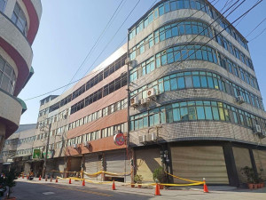 清水老舊大樓塌陷無傷亡 中市府緊急救援啟動關懷機制