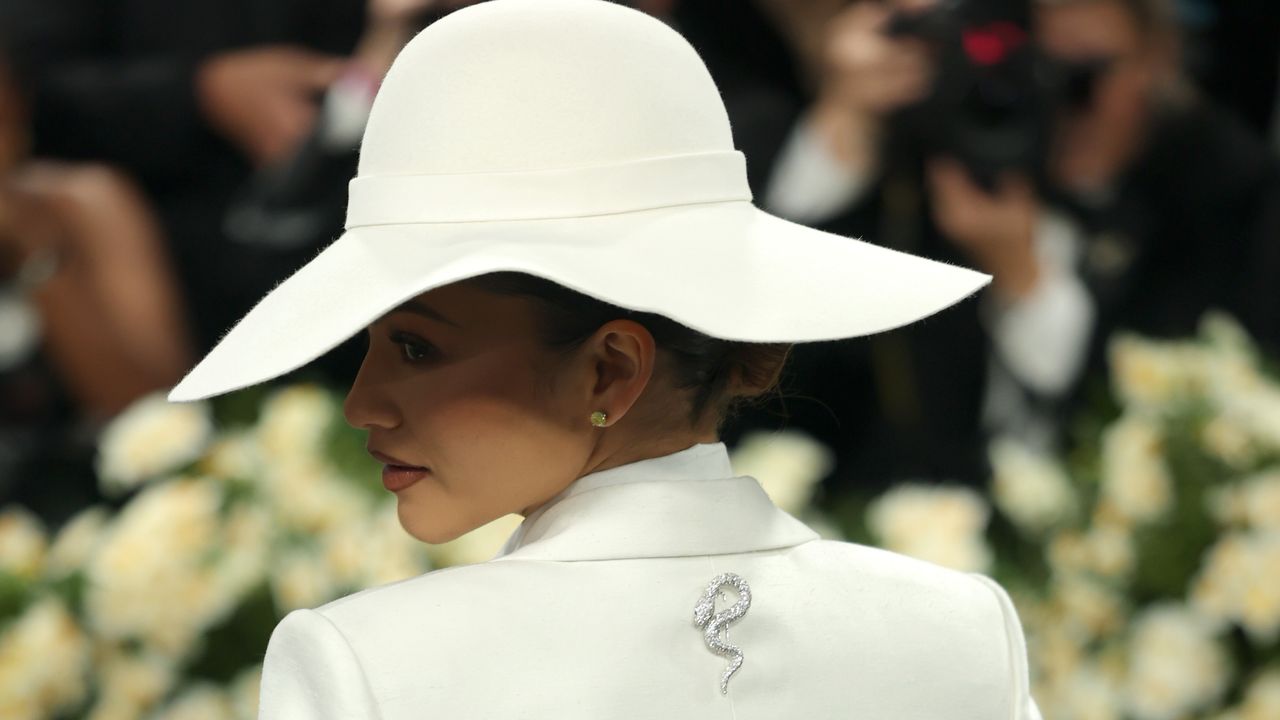 Met Gala 2025: 珠寶閃耀夜，巨型項鍊與胸針成焦點